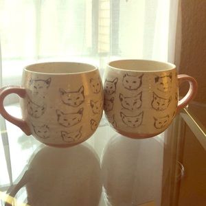 Set of 2 cat print coffee mugs